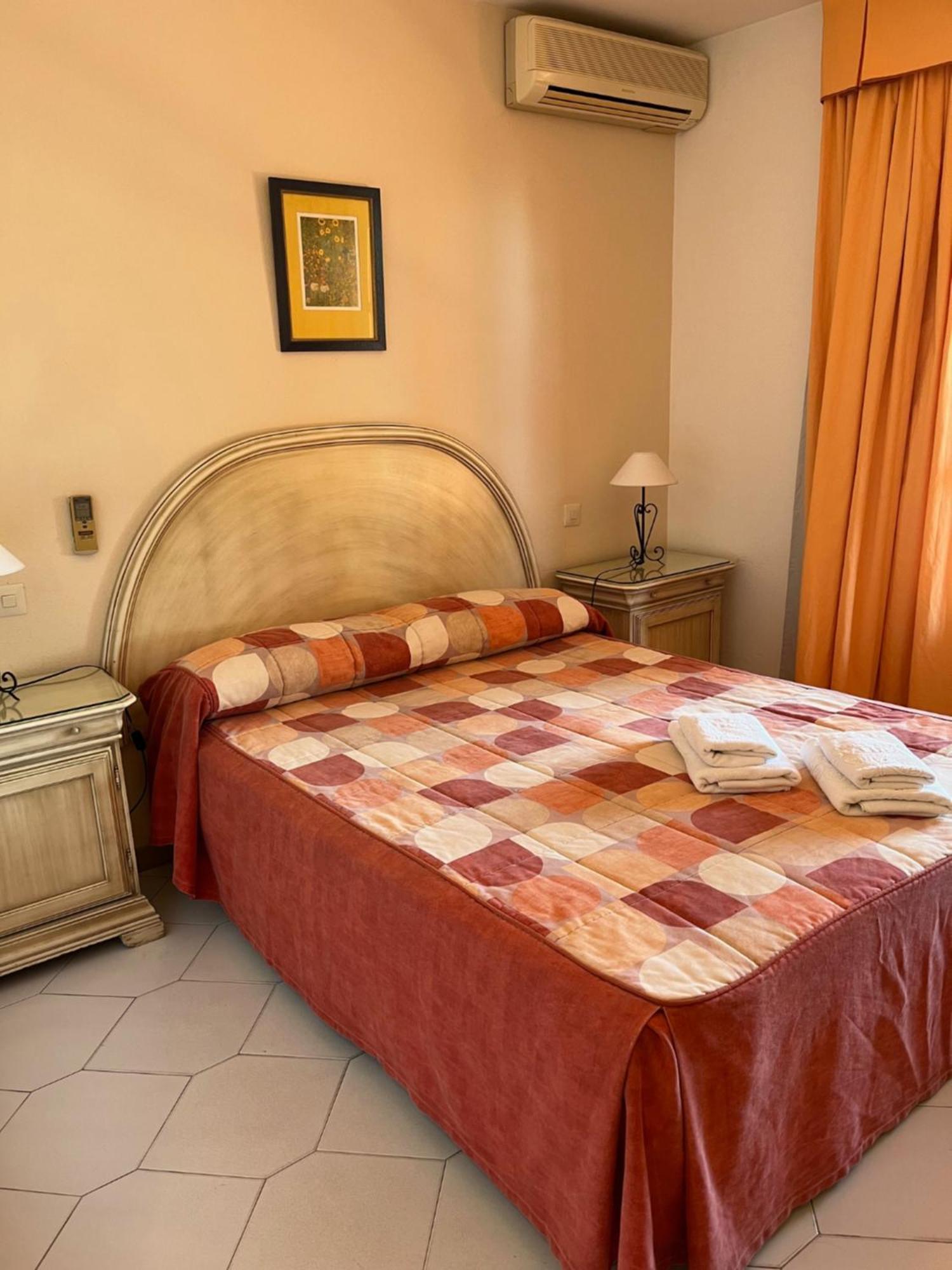 Apartamentos El Toro Марбелья Екстер'єр фото